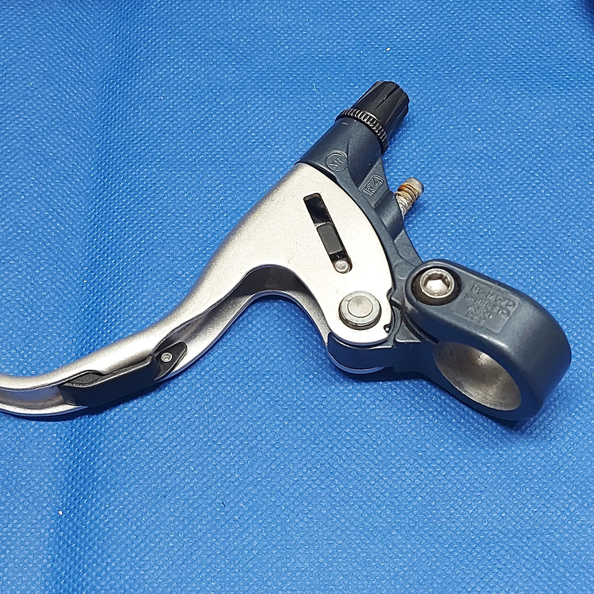 Levier de frein gauche Shimano LX BL-M570 pour pièces de vélo Levier de frein gauche Shimano LX BL-M570 pour pièces de vélo