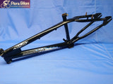 Muddyfox Whiplash BMX Bike 11" Frame for 20" Wheels